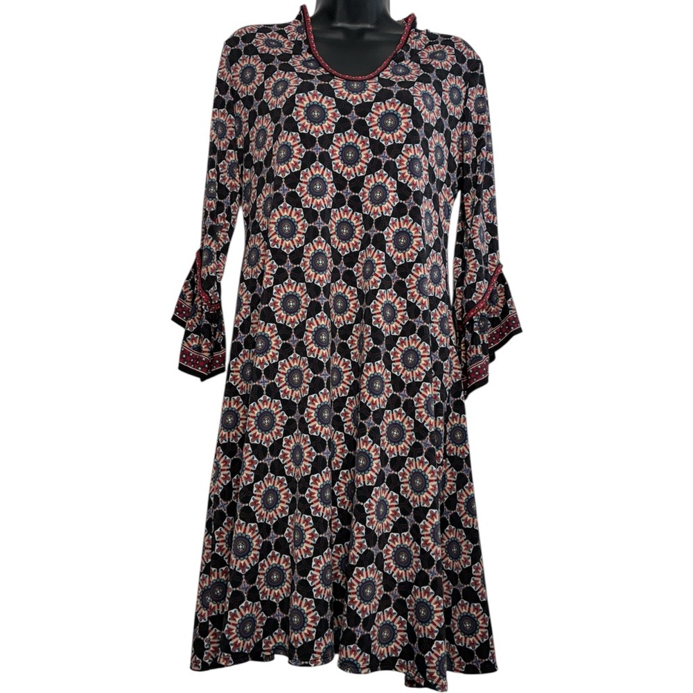 Max Studio Black and Red Geometric Print Swing Dress
